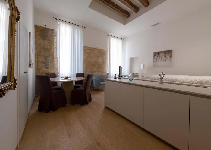 Home Venice Apartments - Rialto 4